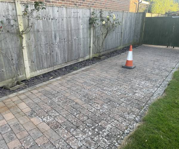 Parking on Oval Waye, BN12