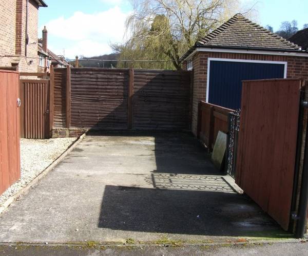 Parking on Roundwood Road, HP12