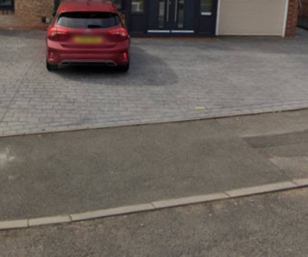 Parking on Mallow Close, WS5