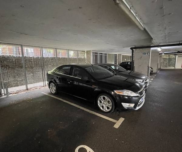 Parking on Broadway, M50