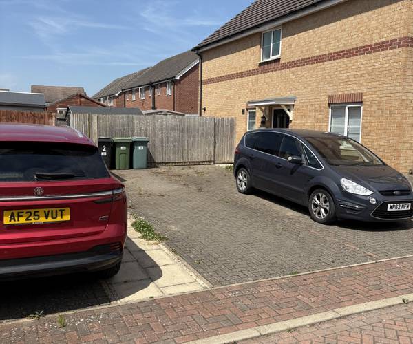 Parking on Rathbone Crescent, PE3