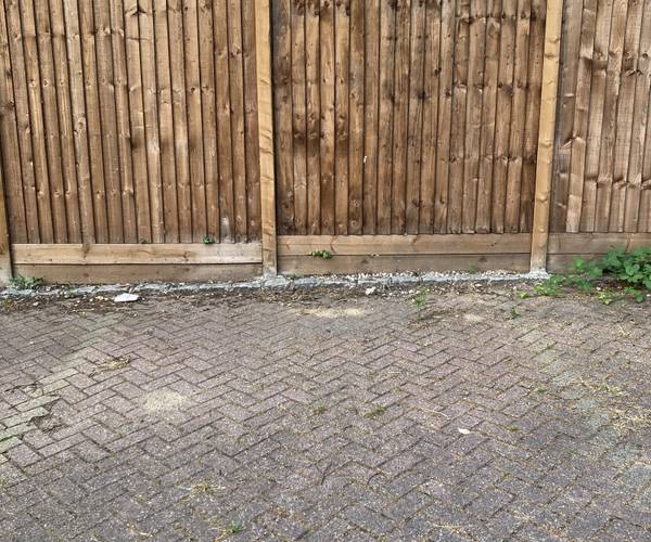 Parking on Graces Mews, SE5
