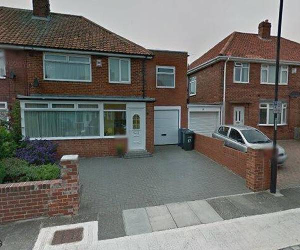 Parking on Stokesley Grove, NE7