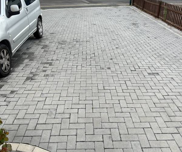 Cumberland Avenue, RM12