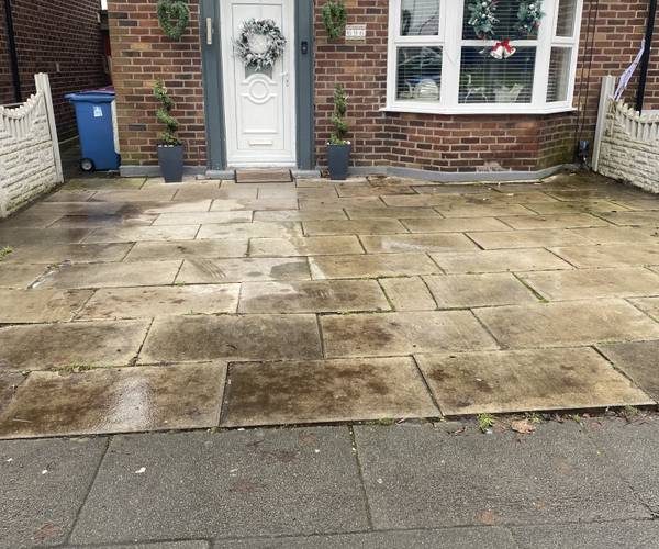 Longmoor Lane, L10