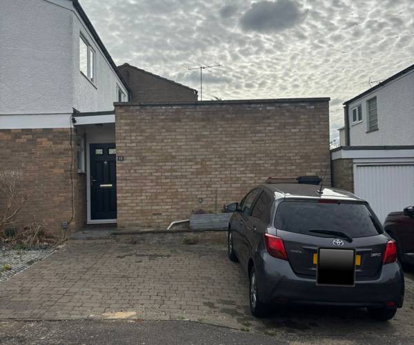 Parking on Boswells Drive, CM2