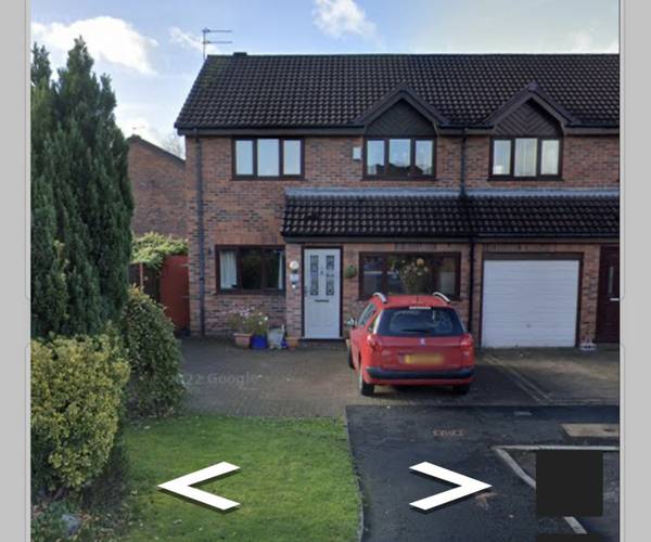 Smeaton Close, M32