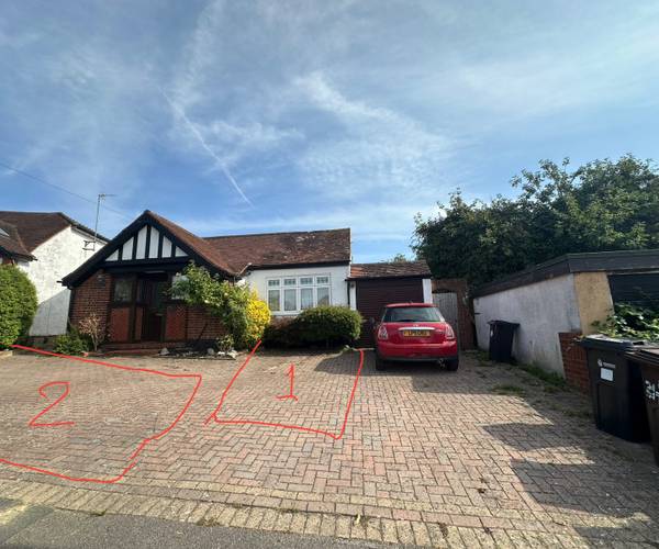 Byron Road, RG10