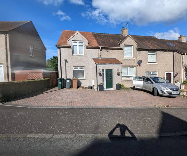 Parking on Clermiston Crescent, EH4