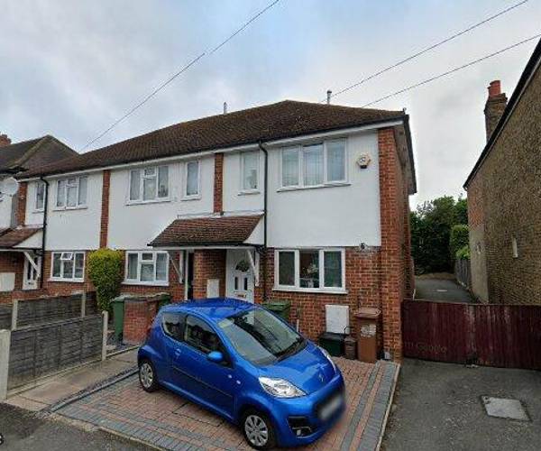 Parking on St. Andrews Road, SM5