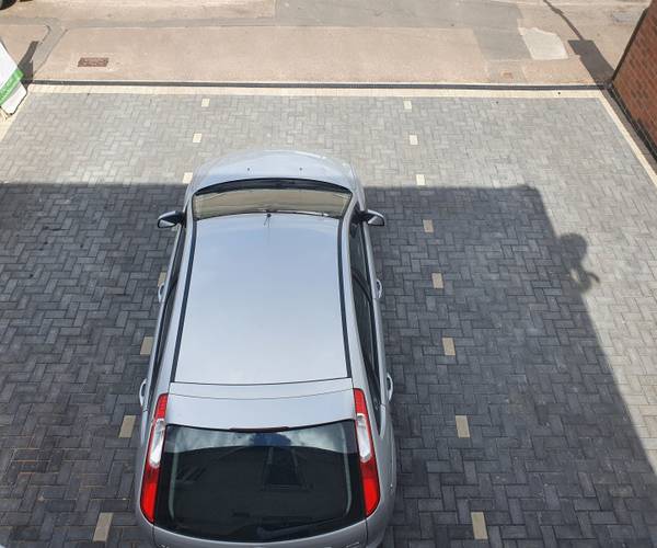 Parking on Southfields Drive, LE2