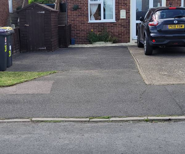 Parking on Warwick Drive, SS4
