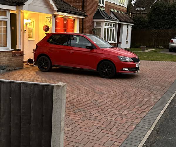 Parking on Norwood Road, EN8