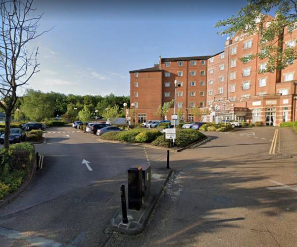 DoubleTree by Hilton Dartford Bridge Car Park