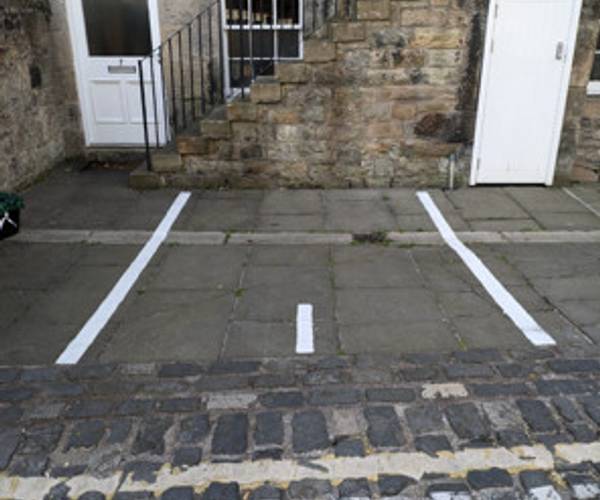 Parking on Cumberland Street North West Lane, EH3