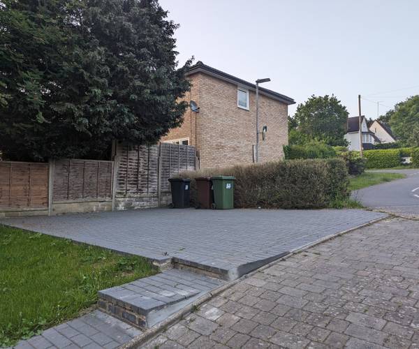 Parking on Radlett Park Road, WD7