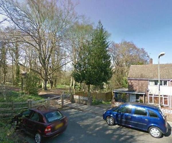 Parking on Chilton Way, CT17