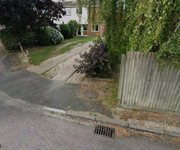 Parking on Nutsey Avenue, SO40