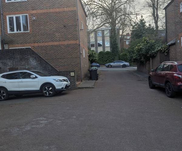 Parking on Ridings Close, N6