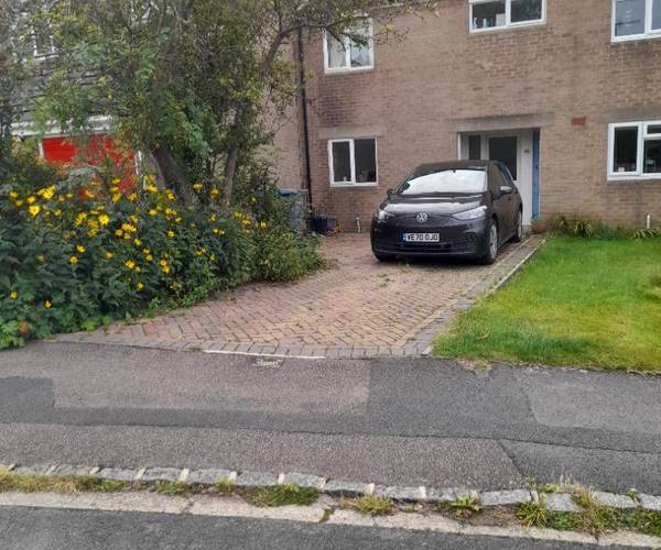 Parking on Marlborough Place, OX7