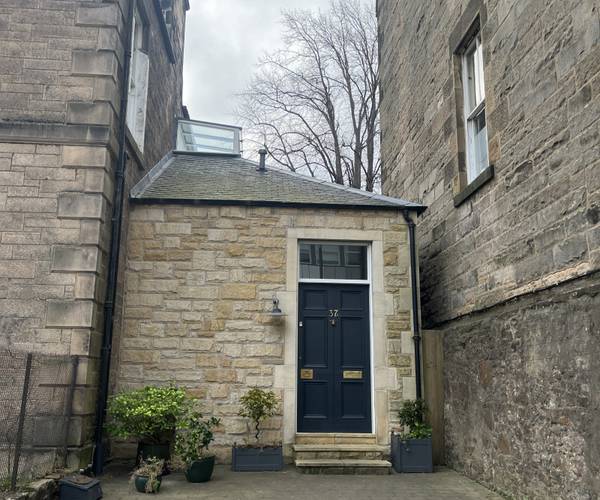 Parking on Colinton Road, EH10