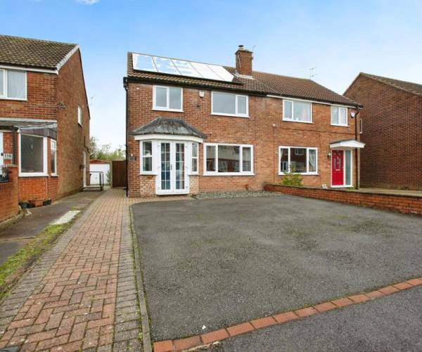 Parking on Coniston Road, PR2