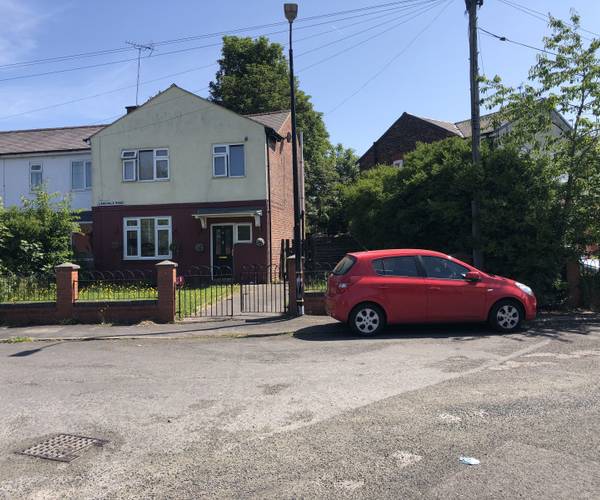 Langdale Road, M32