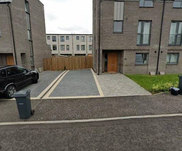 Parking on Calder Road, EH11