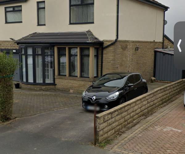Parking on Wheatlands Drive, BD9