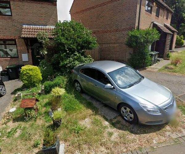 Parking on Beckett Close, DT11