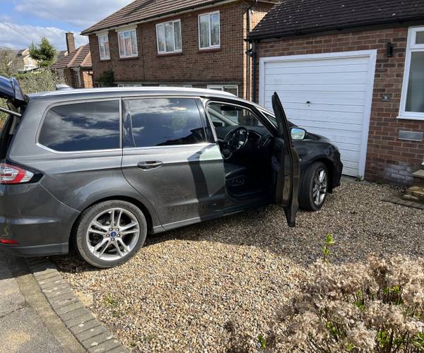 Parking on Garthland Drive, EN5
