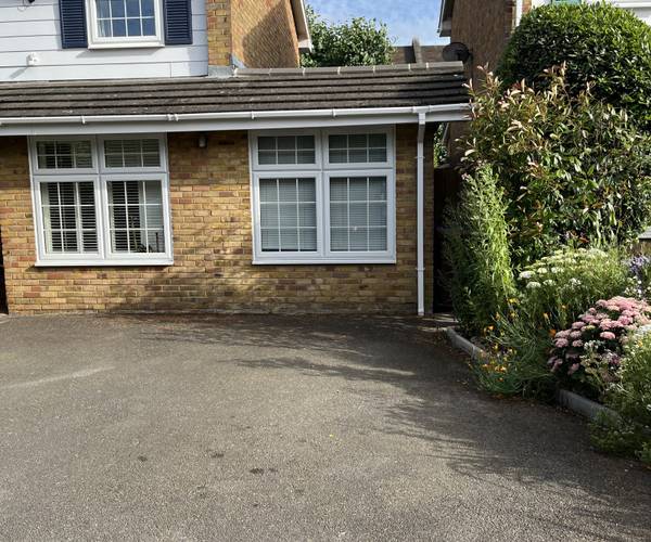 Peregrine Way, SW19