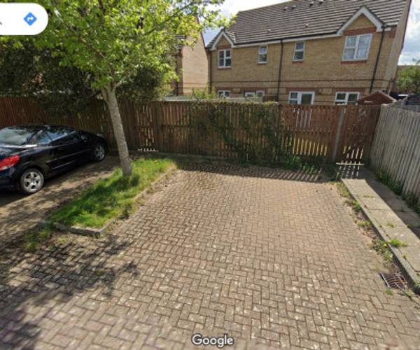 Parking on Swanfield Drive, PO19