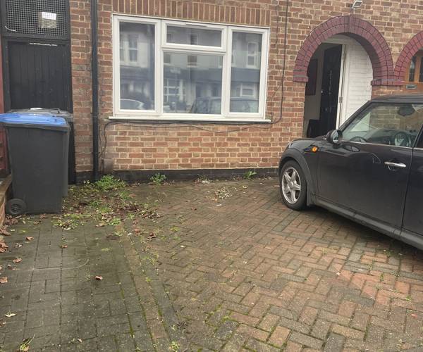 Parking on Rucklidge Avenue, NW10