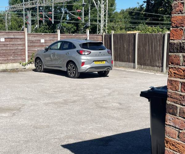 Parking on South Street, SK9
