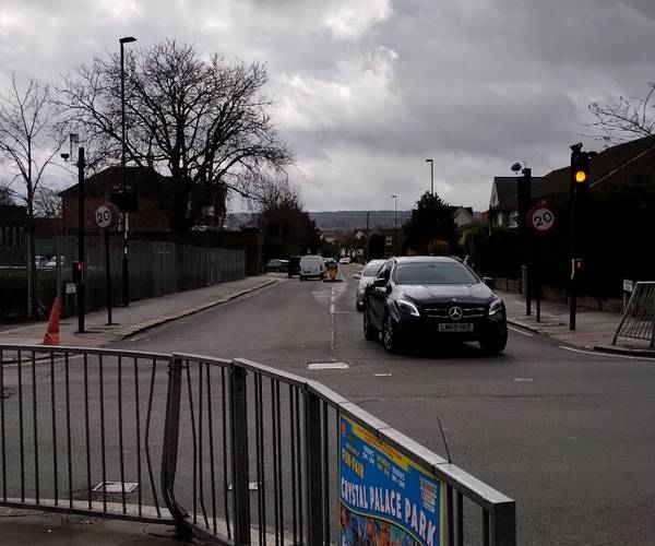 Parking on Cornwall Gardens, SE25