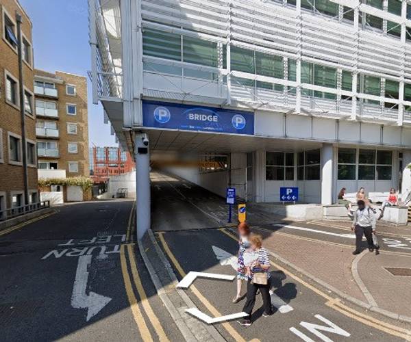 Wimbledon Bridge Car Park (Pre-book)