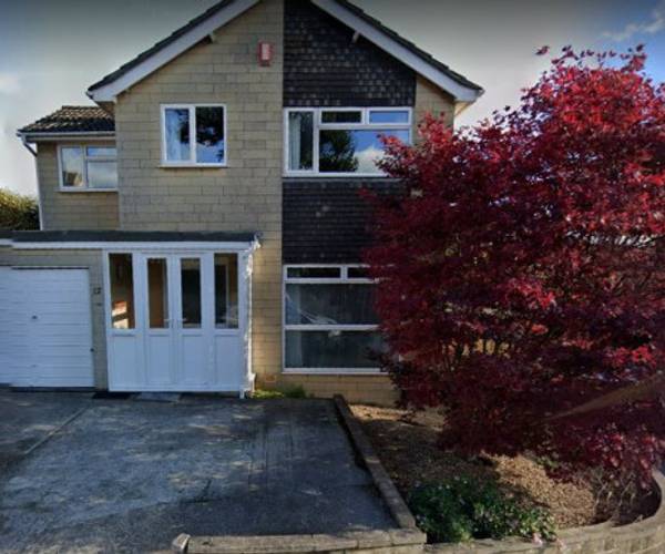 Parking on Apsley Road, BA1