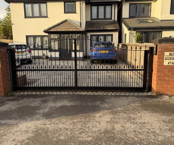 Parking on Harewood Road, PR1