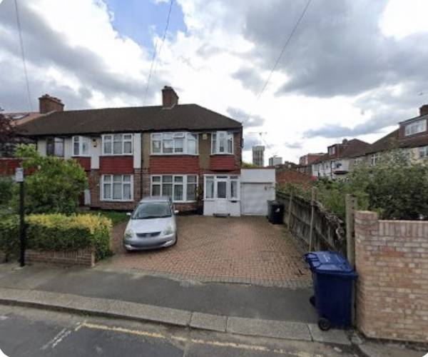 Parking on Cloister Road, W3