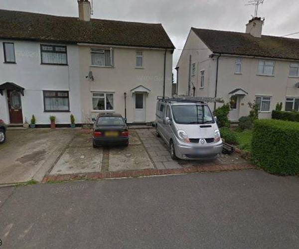 Parking on Coronation Close, SS3