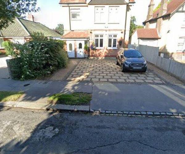 Parking on Sefton Road, CR0