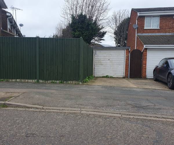 Ryton Close, LU1