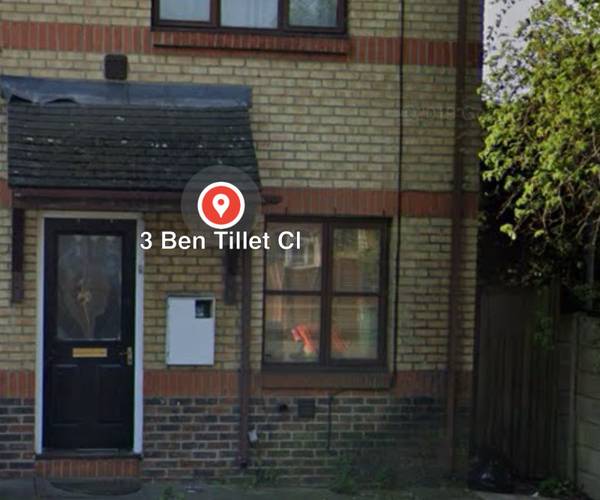 Parking on Ben Tillett Close, E16