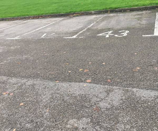 Parking on The Spinnakers, L19