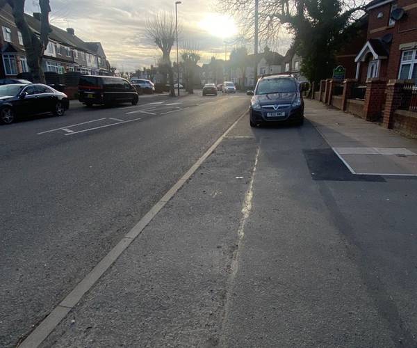 Parking space on Hen Lane