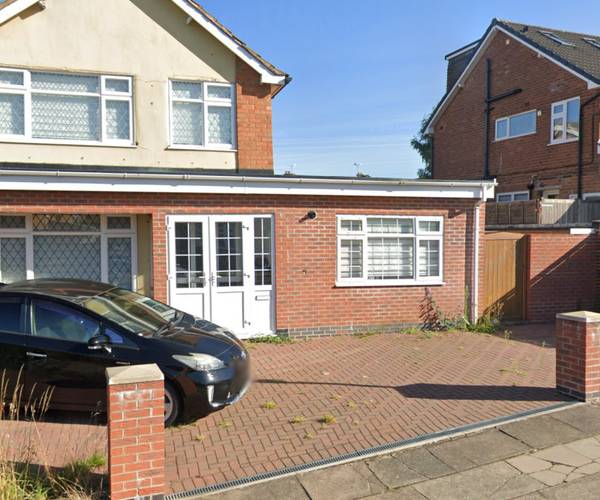 Parking on Shorncliffe Road, CV6