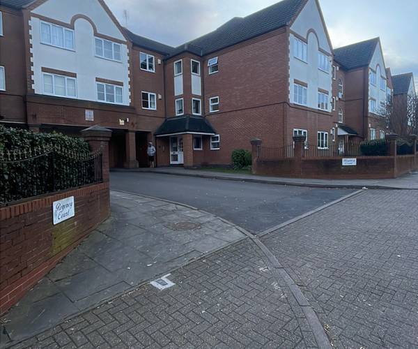 Parking on Hinckley Road, LE3