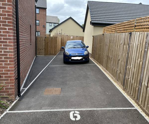 Parking on Daylily Close, NP16