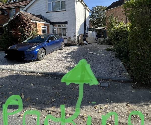 Parking on Goldsmith Road, SO50